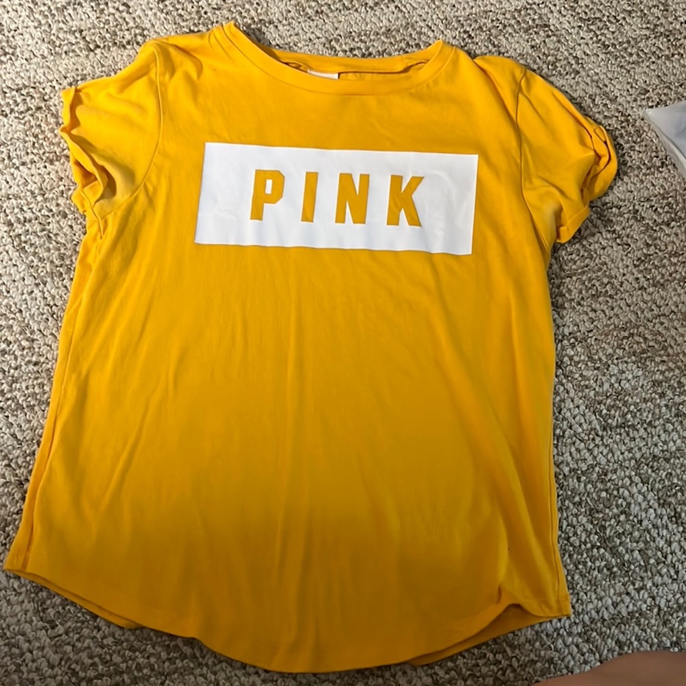 victoria's secret pink t-shirt